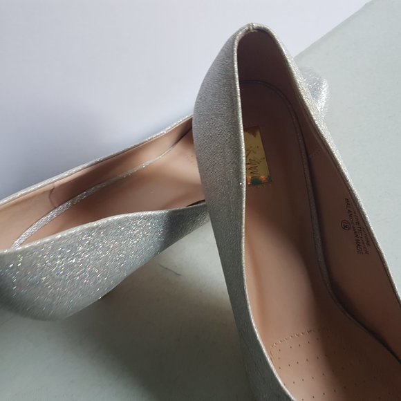 K&M Sparkle Heel Shoes Size 7.5 - Picture 4 of 10
